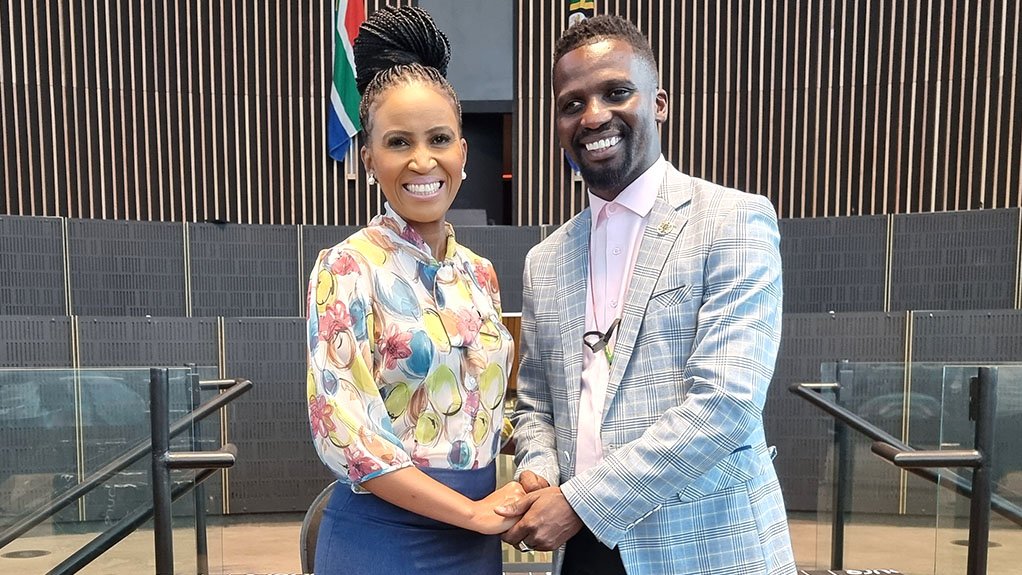 Image of Executive Mayor of the City of Johannesburg Mpho Phalatse and Gauteng MMC for Health and Social Development Cllr Ashley Sauls