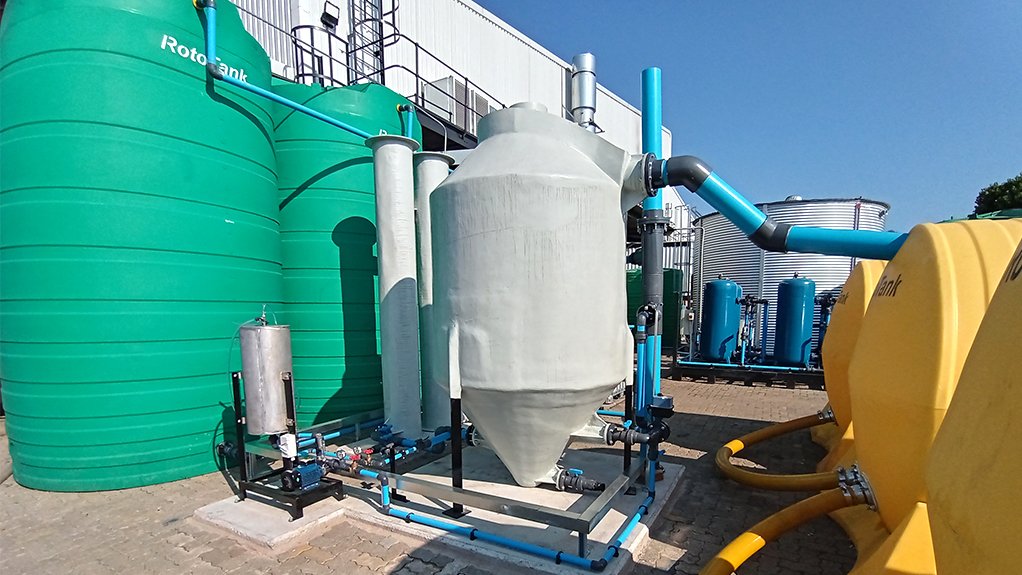 An image of a water treatment tank
