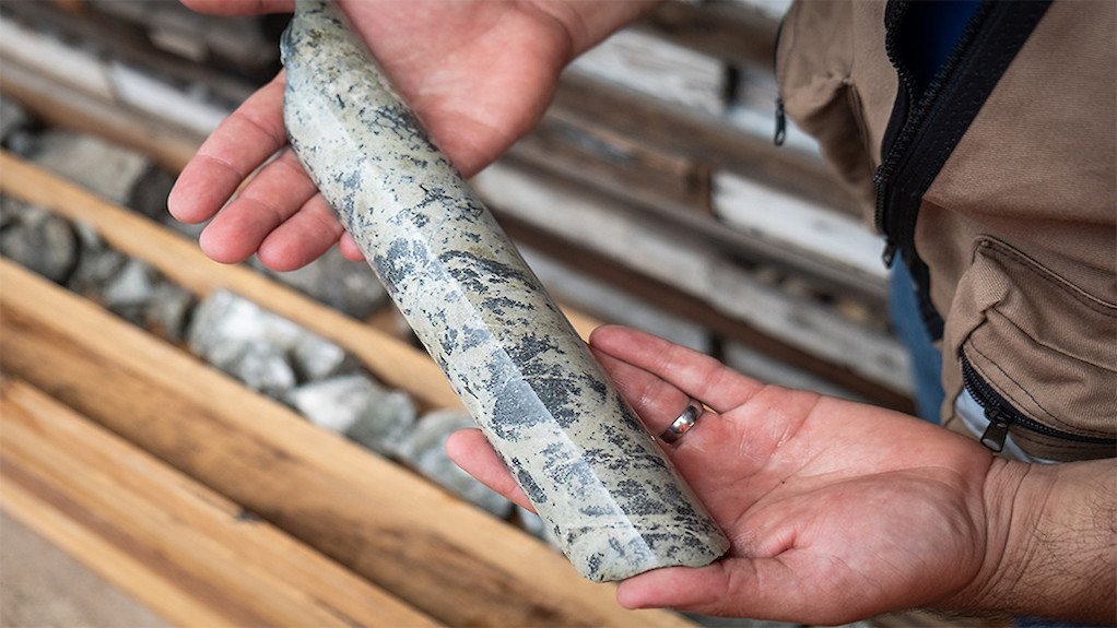 Image of drill core from the Cosalá mine