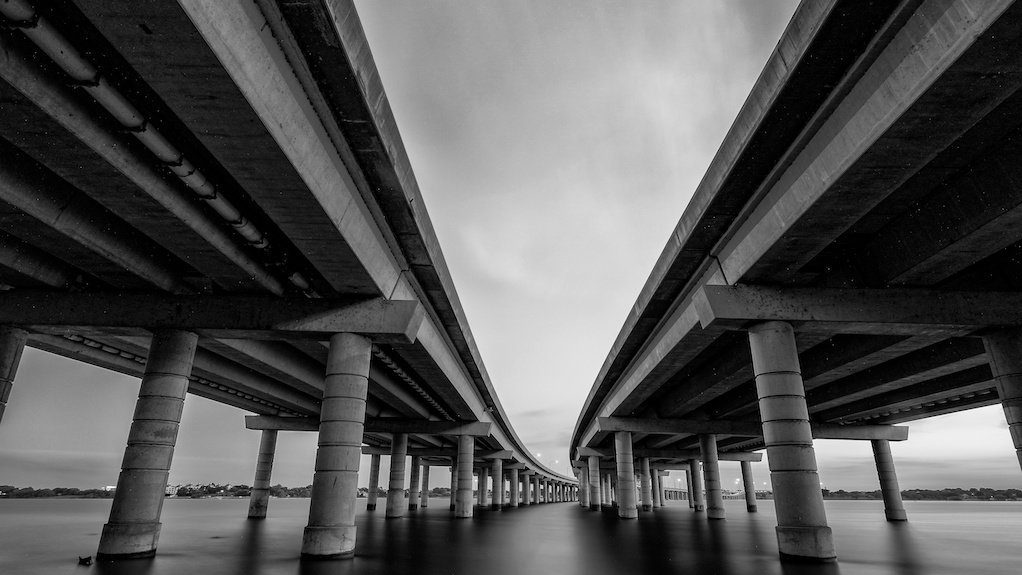 Image of dual vertical bridge