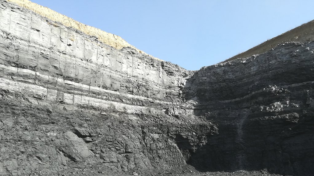 An image of a seam of coal at a coal mine 