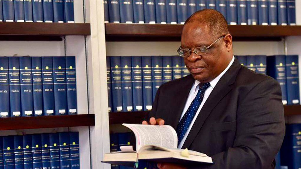 Image of newly appointed Chief Justice Raymond Zondo
