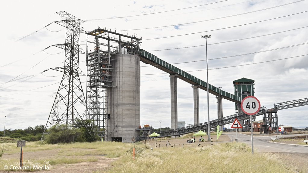 An image of Exxaro's Grootegeluk rapid load-out station