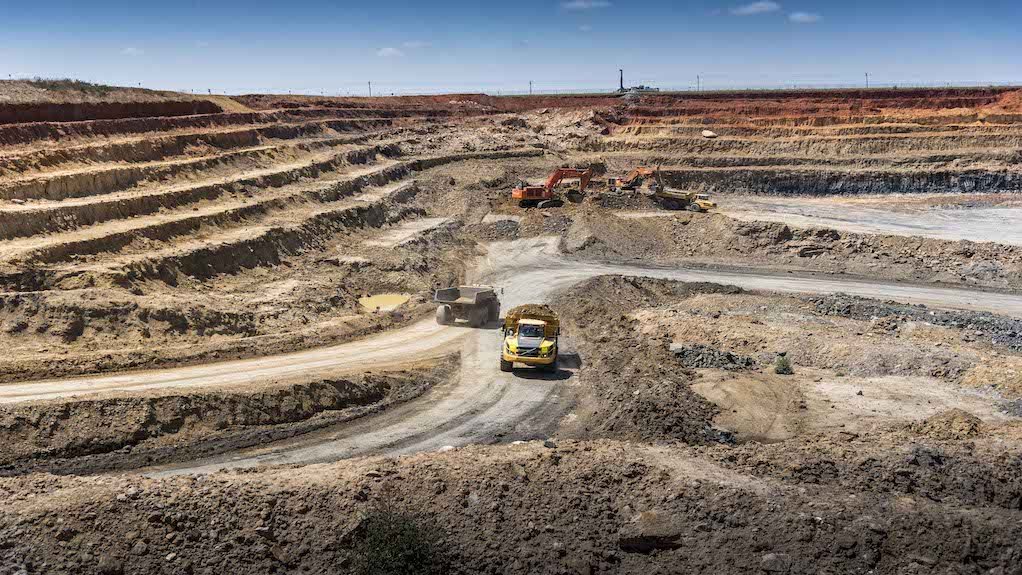 Image of trucks at the Leeuwpan mine