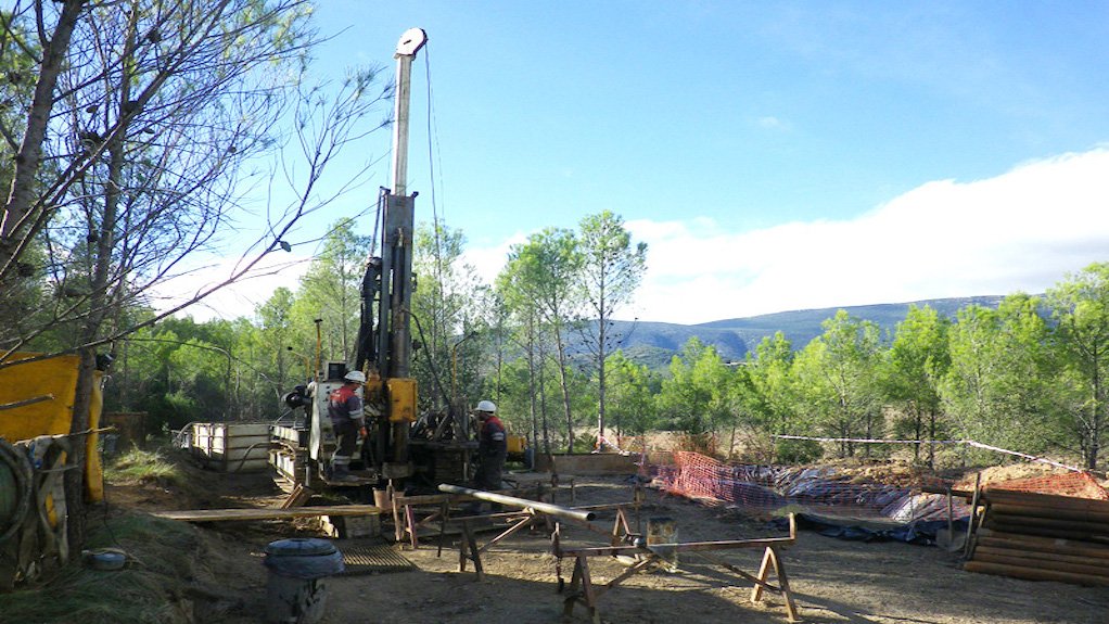 Image of drill rigs at the Muga-Vipasca project in Spain