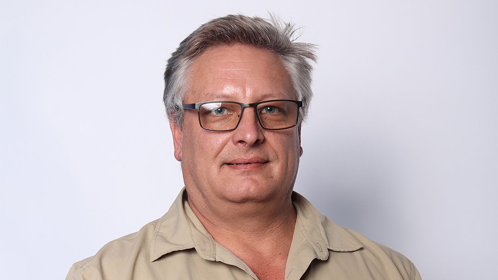 HENNIE HANEKOM
Many wastewater treatment works have no capital to invest and struggle with high operating costs because of old equipment that fails regularly and needs replacing
