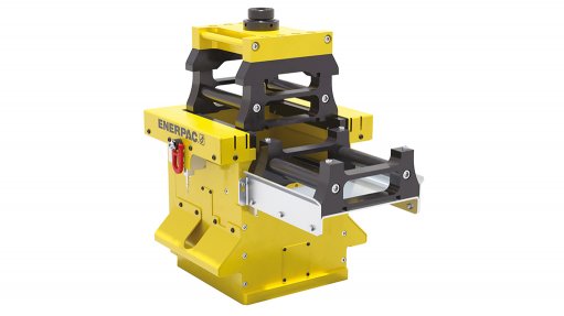 ENERPAC SCJ-50 CUBE JACK The compact incremental lifting and lowering system has an automated mechanical locking facility for higher efficiency, faster operation and greater safety than conventional climbing jacks with wooden cribbing