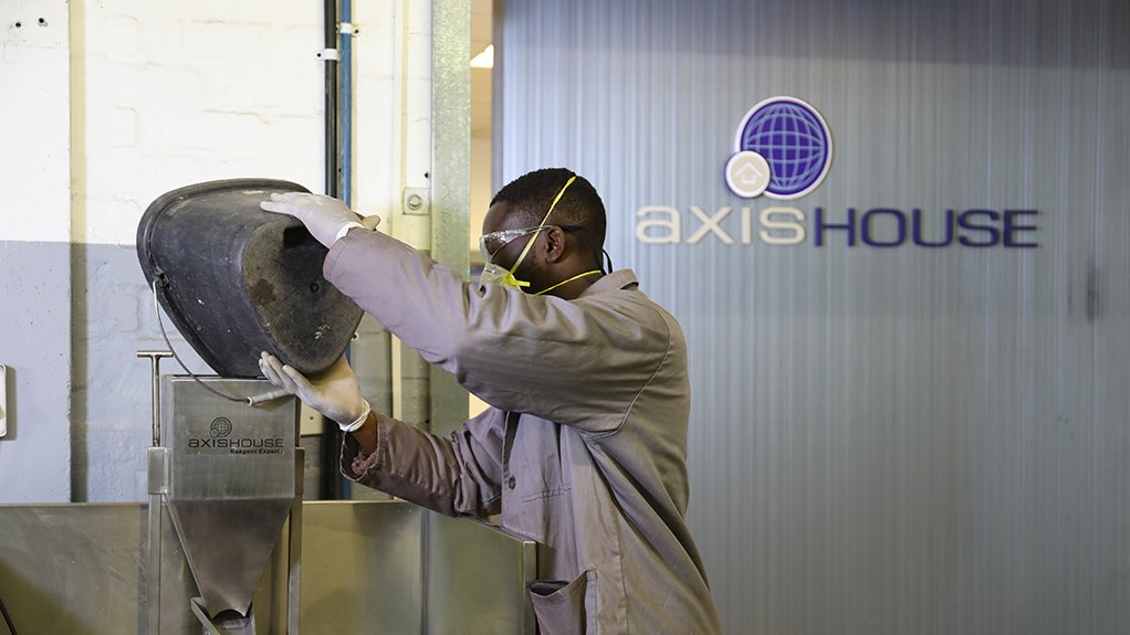 Image of an Axis House worker 