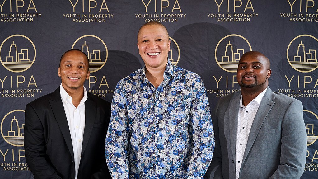 Image of Monedi Lefakane, Dr Sisa Ngebulana and Lupo Fushane of the Youth In Property Association 