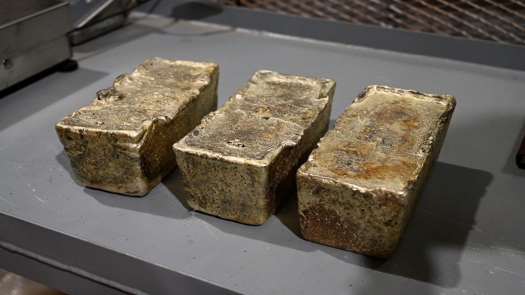Image of the first gold produced at the Ity mine