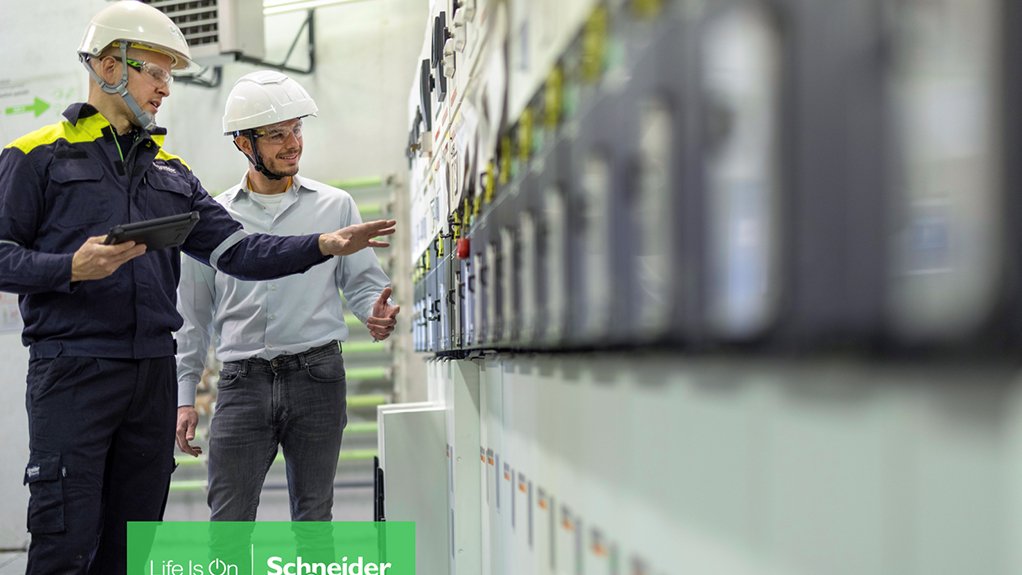 Image of inspectors to show that Schneider Electric announced its EcoStruxure Service Plan for variable speed drives
