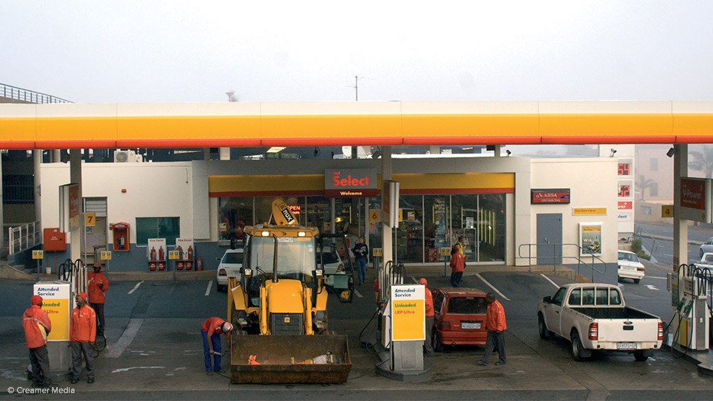 Image of a Shell service station