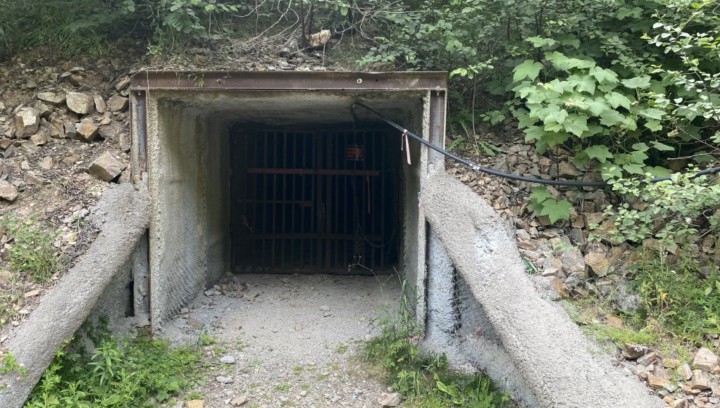 Portal #3 underground access (90 m depth-level entry) at the past-producing Silver Strand underground mine, Coeur d’Alene mining district, Idaho.