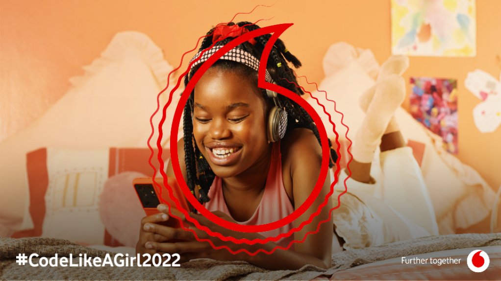 Vodacom’s #CodeLikeAGirl programme trains 4 000 in five years