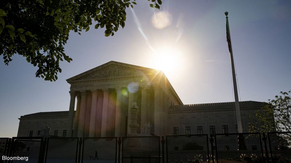  An image of the Supreme Court building