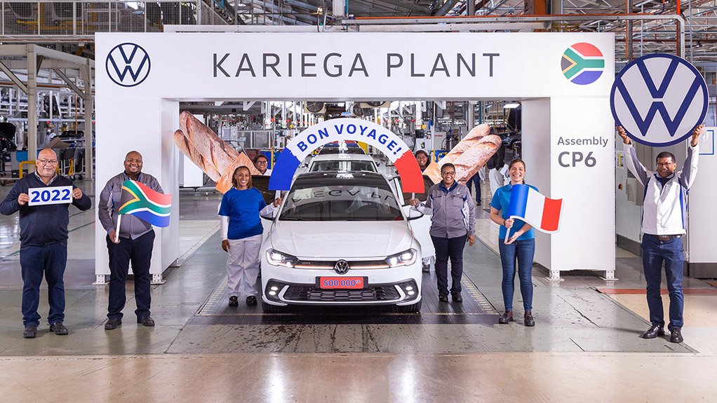 image of 500 000th Polo produced at VWSA's plant