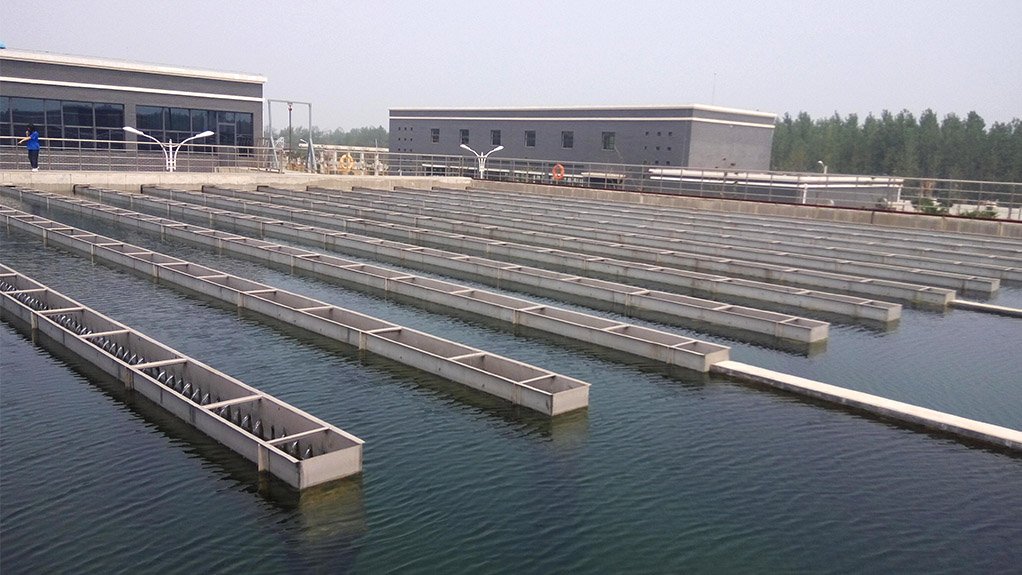 Image of a water treatment plant to show that Innovyze products solutions from Modena assist in the management of water treatment plants