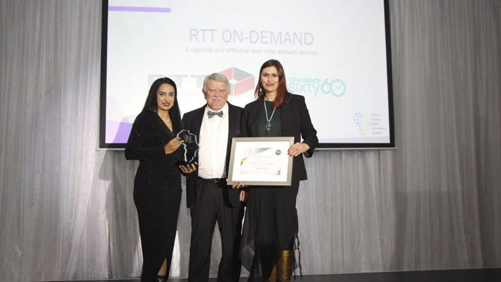 Shashika John, Martin Bruning and Benita Pretorius accept the Judges Award of Excellence which was won by RTT On-Demand