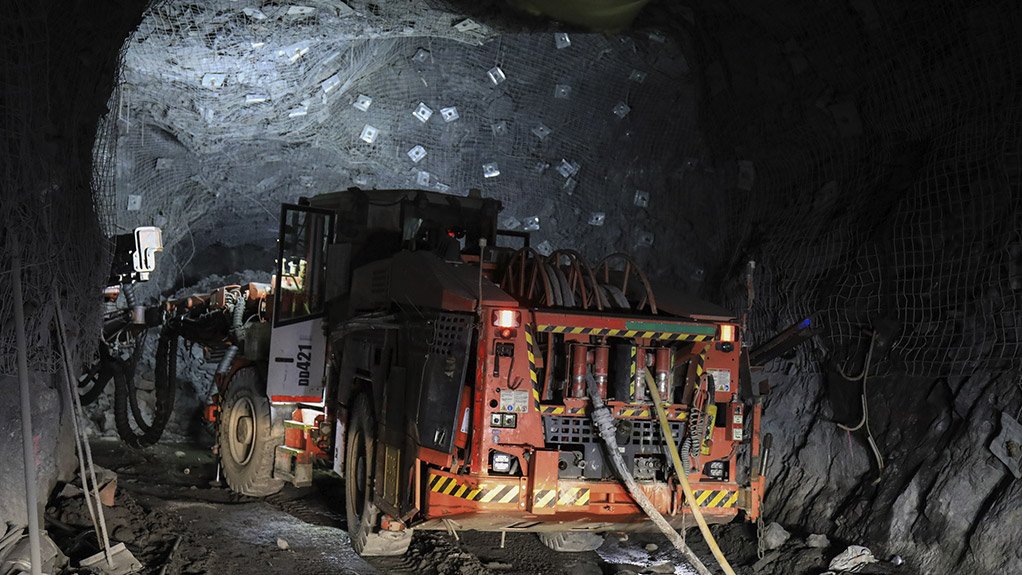 The take-up of Booyco PDS technology has seen over 6500 sets of mining vehicle equipment installed across southern Africa and more than 56 000 pedestrian supplied with PDS equipment.