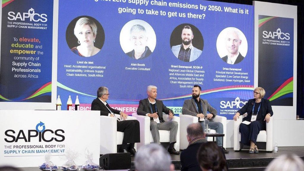 2022 SAPICS Conference panelists Alan Booth, Dries Swanepoel, Grant Swanepoel and Liesl De Wet discussed the management of supply chain’s climate impact and the journey to achieving net-zero emissions by 2050 