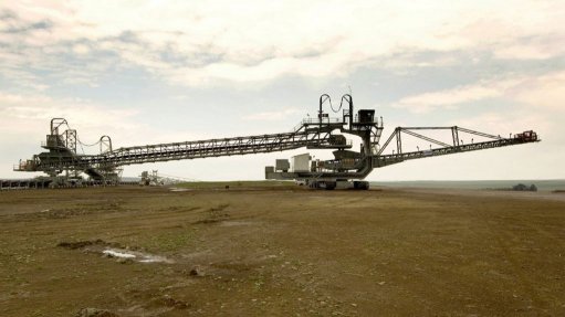  	OPENCAST MACHINERY thyssenkrupp is a manufacturer of crawler mounted spreaders.