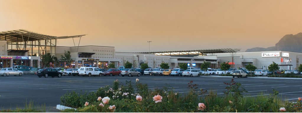 Growthpoint invests R50m in solar-charged  battery system for the Paarl Mall