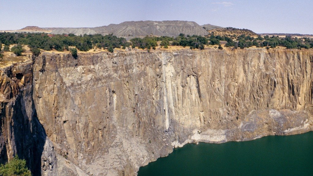 A photo of the Jagersfontein openpit