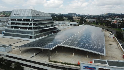 SUSTAINABLE SHOPPING
Completed in January last year, the 1 219 kWp grid-tied solar PV parkade solution with generator integration at the Eastgate Shopping Mall will yield a significant electricity saving 
