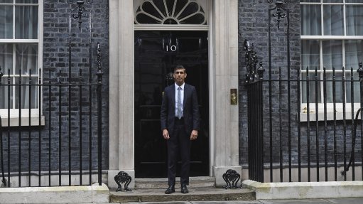 UK's First Hindu Leader Is Symbol of Both Progress and Privilege