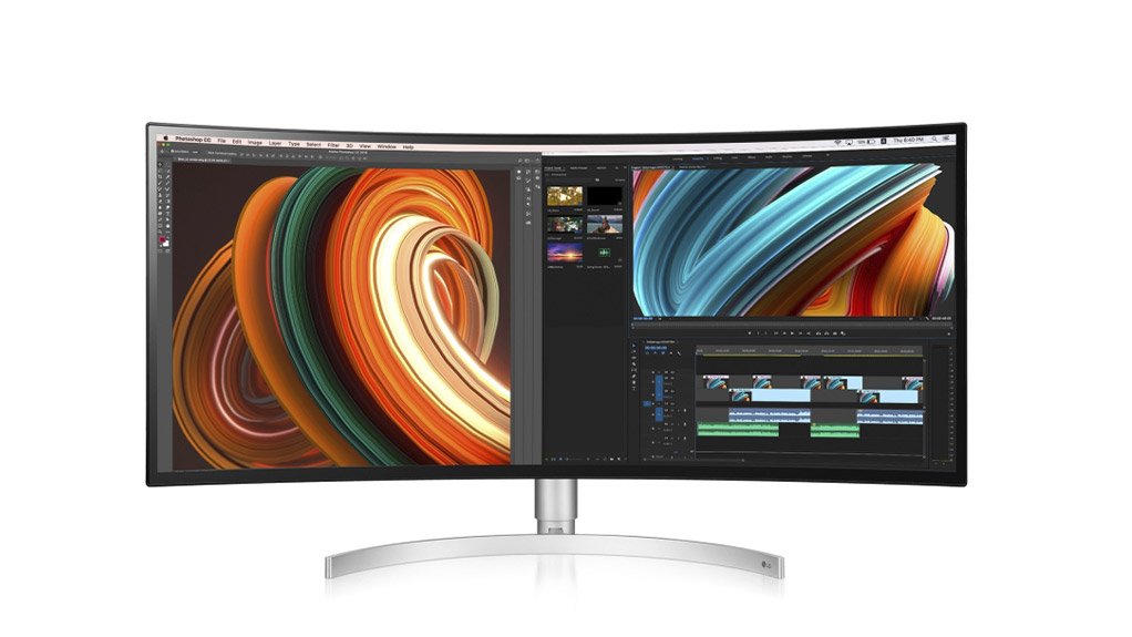4 Reasons to add a curved monitor to your gaming set-up