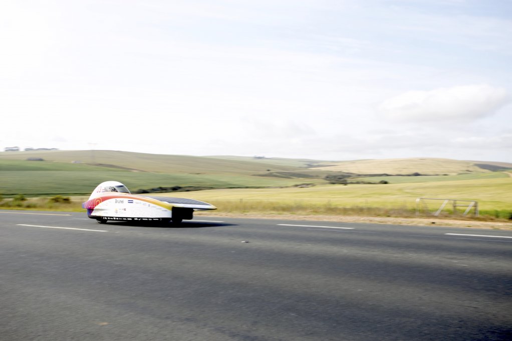 A car competing in the Sasol Solar Challenge