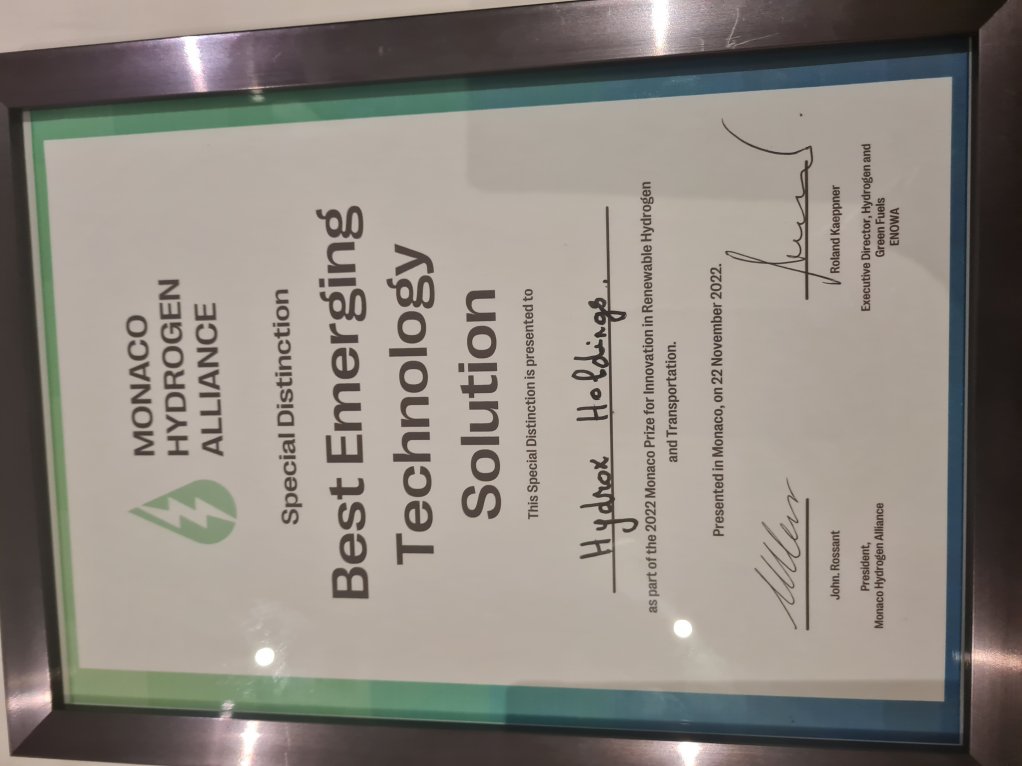 Hydrox special distinction certificate.
