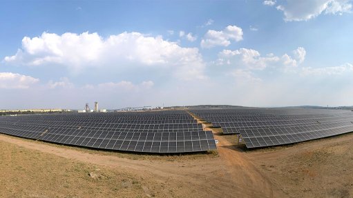 Image of solar panels on Khanyisa solar photovoltaic plant 1