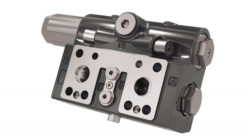 Image of The Danfoss Power Solutions counterbalance valve for its H1B bent-axis motor
