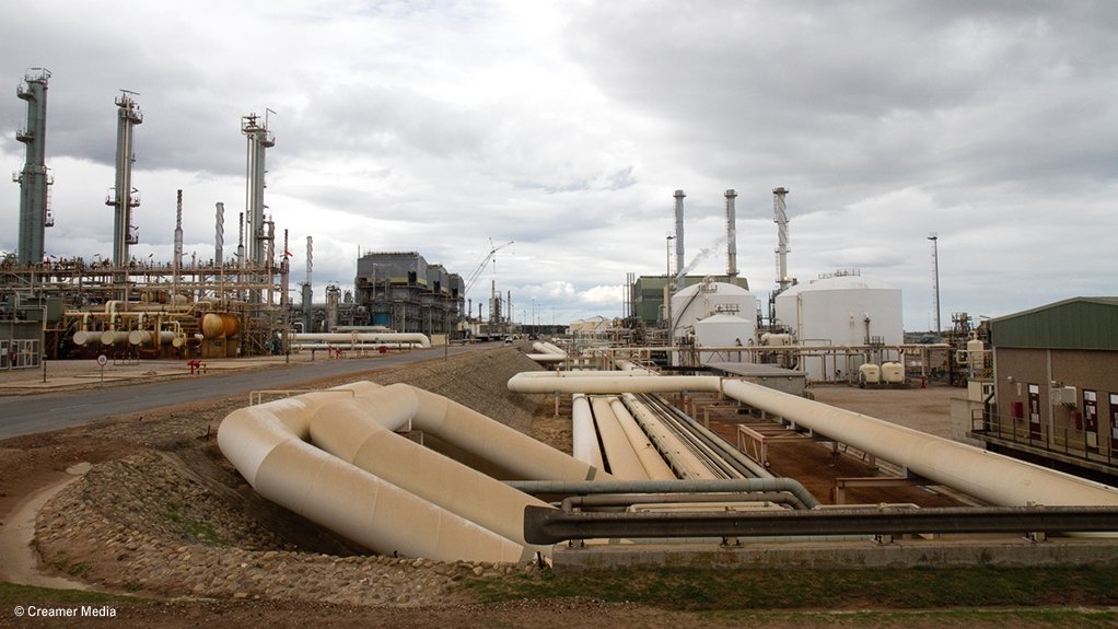 An image of PetroSA's gas-to-liquids refinery, in Mossel Bay