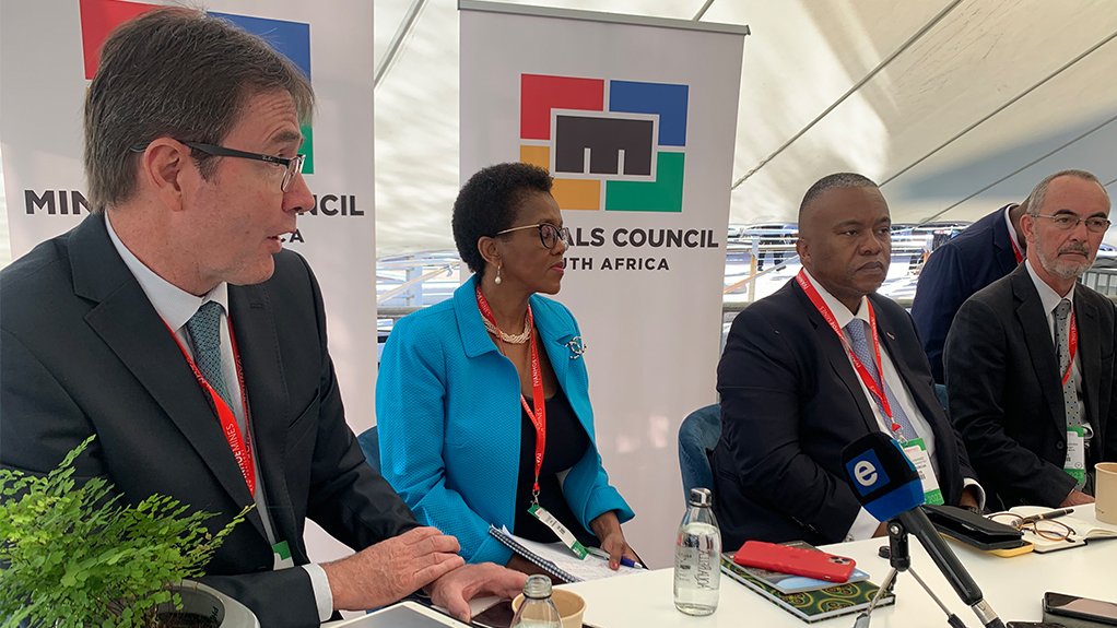 Minerals Council South Africa CEO Roger Baxter, Council president Nolitha Fakude, office bearer Themba Mkhwanazi, and chief economist Henk Langenhoven.