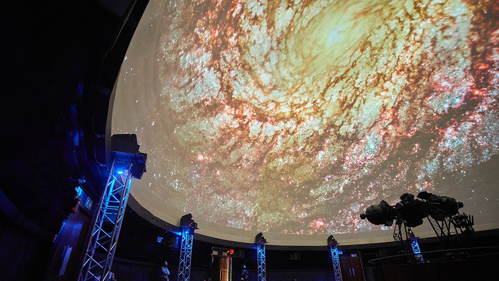 SCIENCE SHOWS
The Digital Dome will host astronomy shows but also other science shows, which will all be created through research-led efforts
