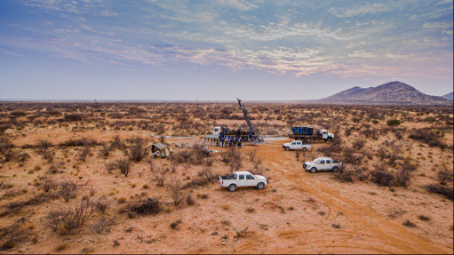 Image of drill rig at the Twin Hills gold project