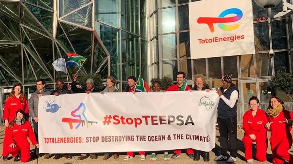 An image showing The Green Connection activists supported by French activists, protesting against TotalEnergies South Africa 