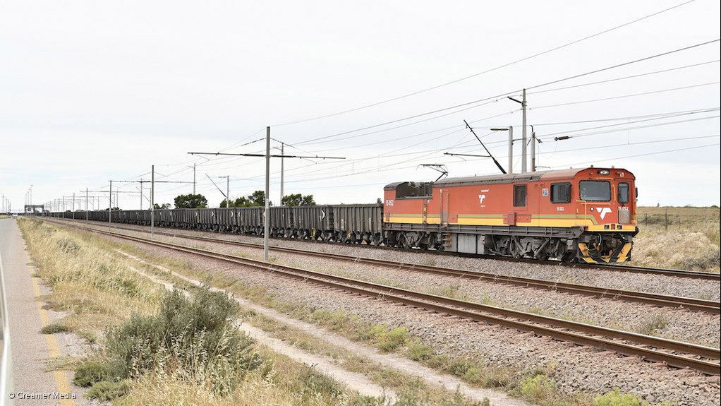 A train transporting manganese to port