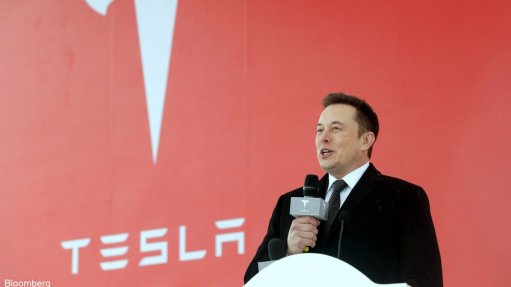 Musk tamps down speculation that Tesla will mine lithium