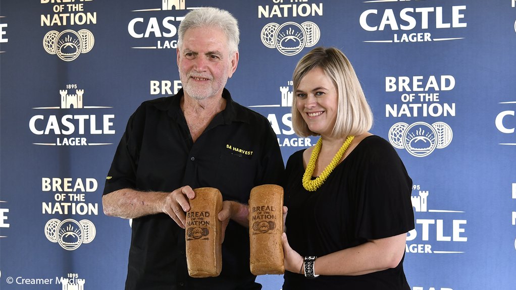 SA Harvest CEO Alan Browde and Castle brand director Wendy Bedforth