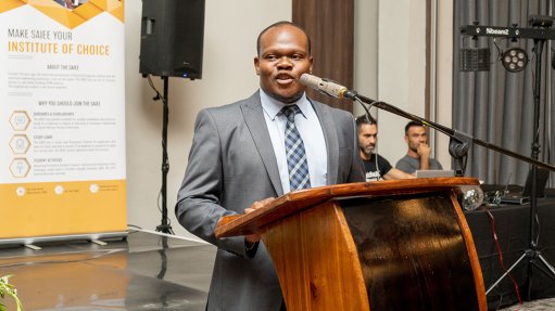 NRF CEO Dr Fulufhelo Nelwamondo named SAIEE Engineer of the Year