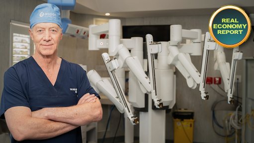 Urology hospital shows latest gen surgical robot