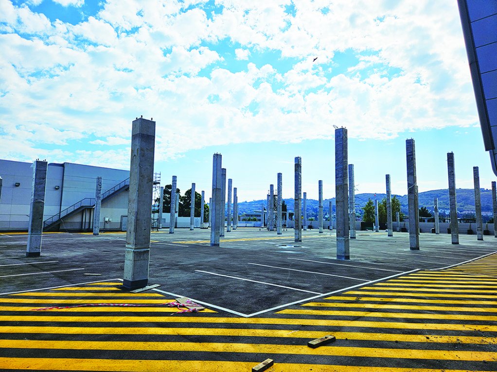 Concor is installing a solar PV plant at the Eastgate shopping centre