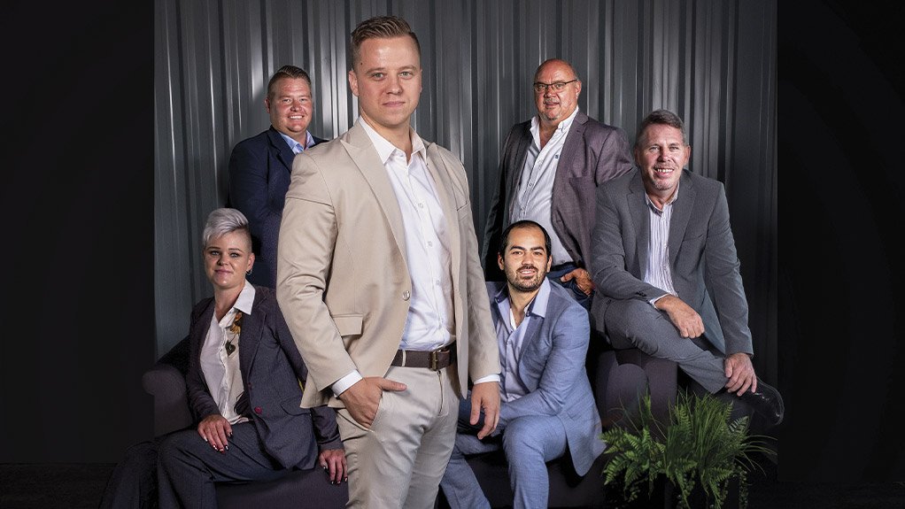 Left to right:
Liande Pienaar – SHEQ Manager
Jacques Giezen – Fleet Manager
Tim Biesemans – Regional Director
Philip van Niekerk – Regional Finance Manager
Hans De Langhe – Regional Fleet and Operations Manager
Deon Van Der Pas – Regional HR Manager
 