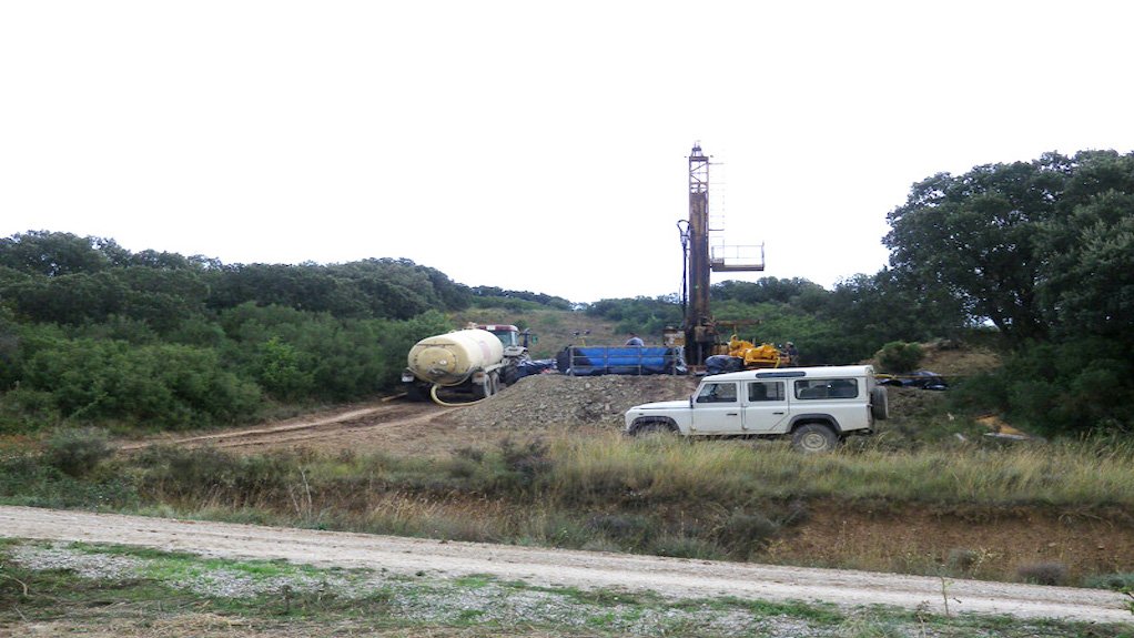Image of a drill rig at the Muga potash project, in Spain
