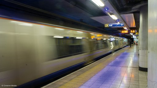 A train departing a Gautrain station