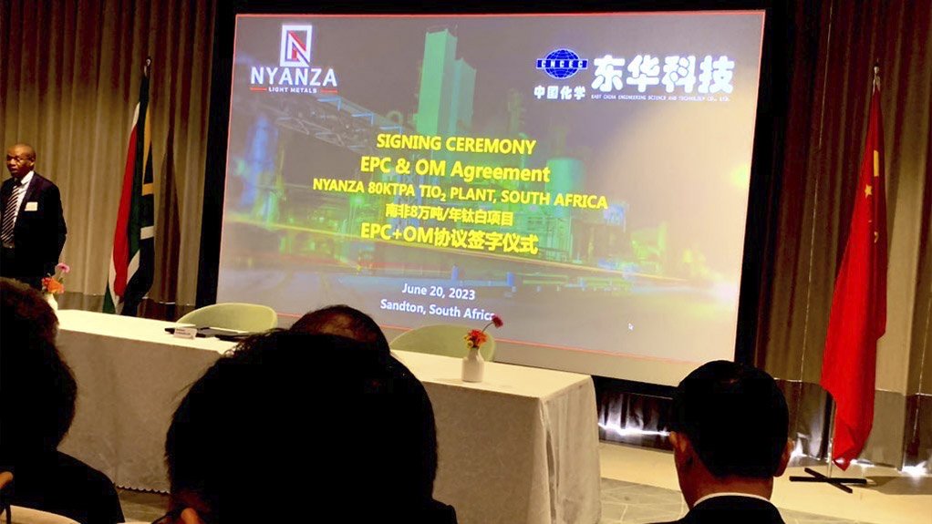 East China Engineering and Nyanza Light Metals of Richards Bay sign joint venture contracts.