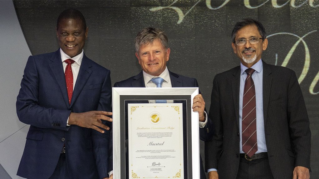 Deputy President Mr Paul Mashatile with Marcus Nel, Macsteel Express Partnership Executive, and Minister of Trade and Industry Ebrahim Patel at the recently hosted Presidential Localisation Dinner, an event hosted by Proudly South African to get corporate South Africa to commit to increasing levels of localisation within their business to assist with job creation in the country. Currently with a staff complement of 2 600, Macsteel has committed to increase its employees to 3 000 in the next five years through their new franchise model Macsteel Express, and to uphold the current local content of its products at 85% (15% imported only when not available locally)